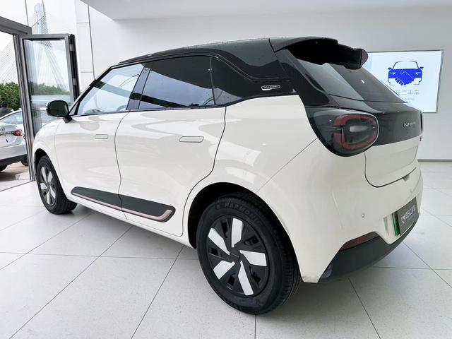 Pre-Owned Nami 01 2024 Refreshed Version 330 Air