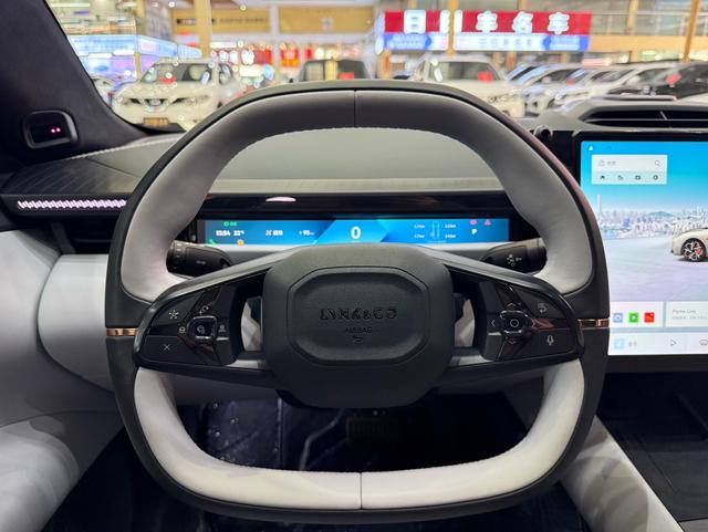 Pre-Owned Lynk & Co Z10 2024 Model 95kWh 702km 4WD ADAS Ultra