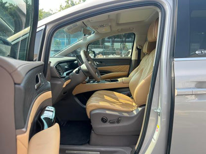 Certificated Used Denza D9 DM 2022 Edition 970 Four-wheel Drive Honor Version