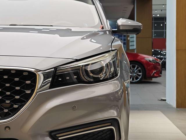 Certificated Used MG6 PHEV 2018 Edition 45T E-Drive Intelligent Hybrid Pilot Super Internet Version