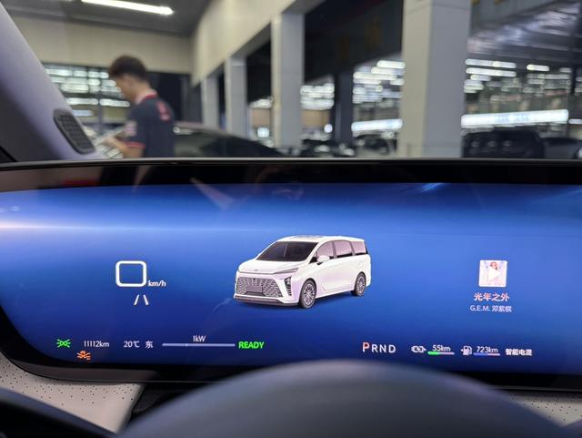 Certificated Used SAIC-GM Buick GL8 PHEV 2024 Lu Zun 1.5T Seven-Seater Luxury Edition