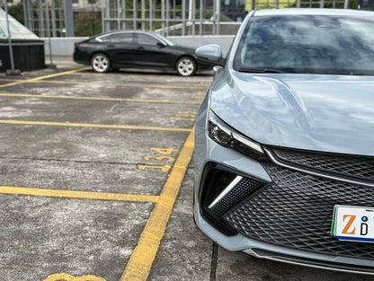 سيارة جيلي إمجراند L HiP 2022 1.5TD-DHT Pro 100KM Super Rui مستعملة معتمدة