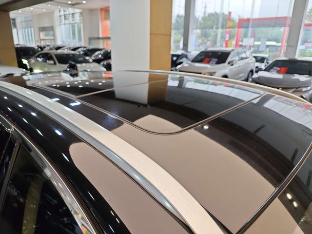 سيارة Lynk &amp; Co 02 PHEV 2019 1.5T Pro مستعملة معتمدة