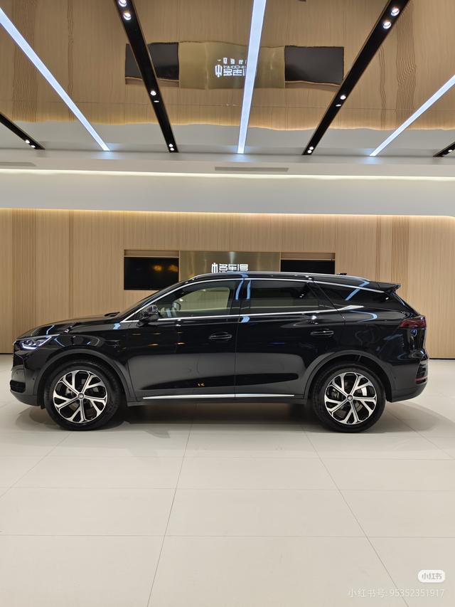 Certificated Used BYD Tang DM 2025 Intelligent Driving Edition DM-i 115KM Flagship Model