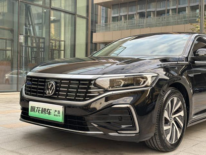 Certificated Used SAIC Volkswagen Passat PHEV 2023 430PHEV Hybrid Luxury Edition