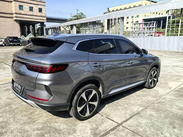 دراجة نارية مستعملة معتمدة من طراز BYD Song PLUS DM 2021 DM-i 110KM ذات دفع ثنائي، الإصدار الرائد