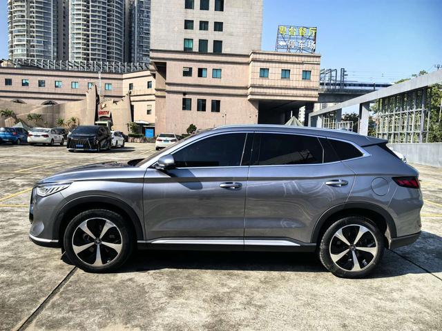 دراجة نارية مستعملة معتمدة من طراز BYD Song PLUS DM 2021 DM-i 110KM ذات دفع ثنائي، الإصدار الرائد