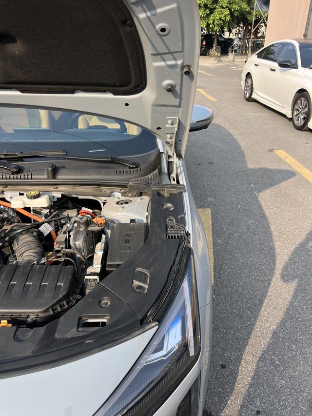 Certificated Used Geely Galaxy L6 2023 1.5T DHT 125km Starship