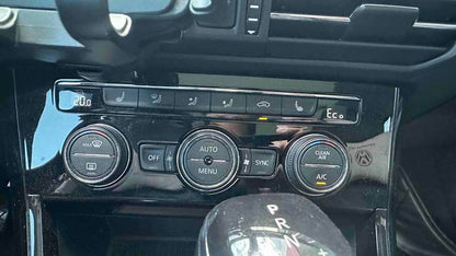 Certificated Used SAIC Volkswagen Passat PHEV 2019 430PHEV Hybrid Luxury Edition