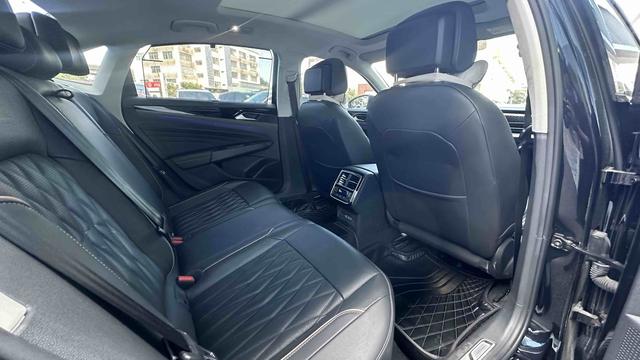 Certificated Used SAIC Volkswagen Passat PHEV 2019 430PHEV Hybrid Luxury Edition