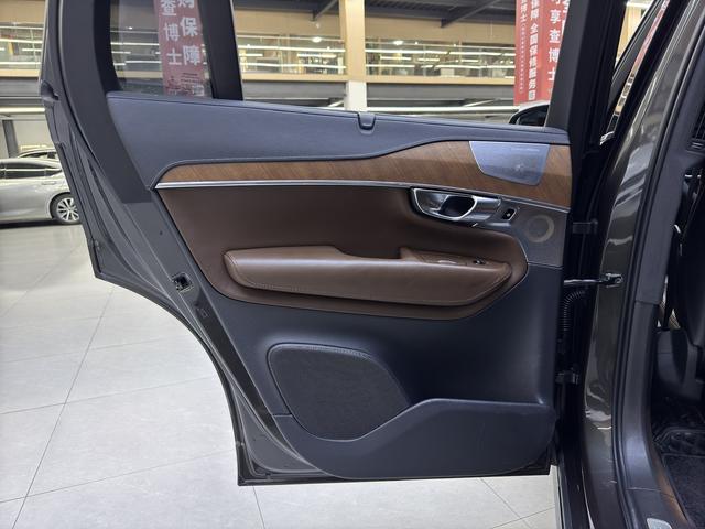 Certificated Used Volvo XC90 PHEV 2019 E-Drive Hybrid T8 Inscription Plus 7-Seater China V