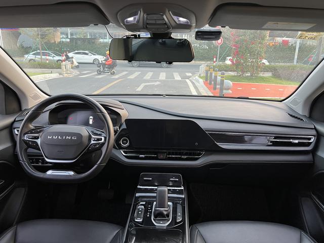 Certificated Used SAIC-GM-Wuling Victory 2020 1.5T CVT Flagship