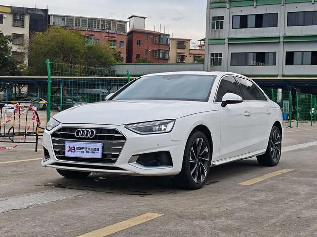 Certificated Used FAW-Audi A4L 2022 40 TFSI Fashion Zhiya Type