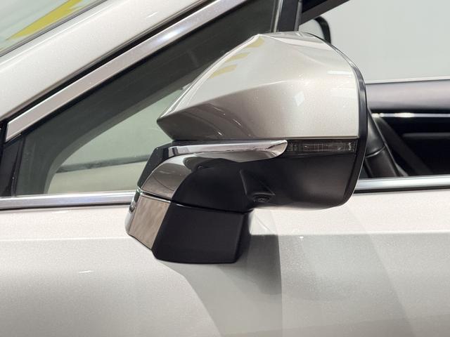 Lexus RX 300 4x4 Elegant Edition restylée, d'occasion certifiée.