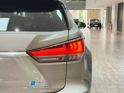 Lexus RX 300 4x4 Elegant Edition restylée, d'occasion certifiée.