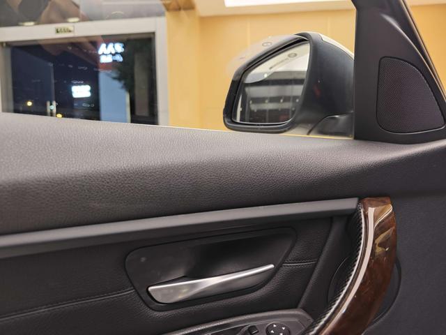 Certificated Used BMW 3 Series 2014 Model 320Li Luxury Design Package