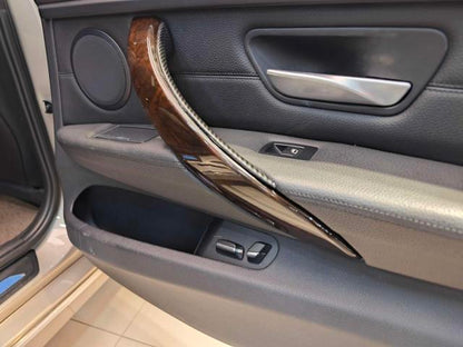 سيارة BMW الفئة الثالثة موديل 2014، طراز 320Li، مستعملة معتمدة، حزمة التصميم الفاخر