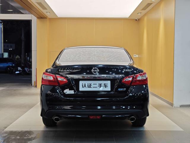 Dongfeng Nissan Teana 2018 2.0L XL Zhijin d'occasion certifiée