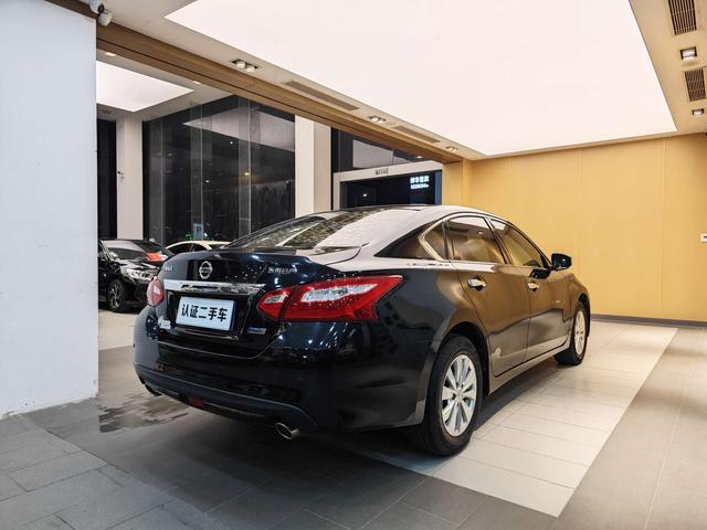 Dongfeng Nissan Teana 2018 2.0L XL Zhijin d'occasion certifiée