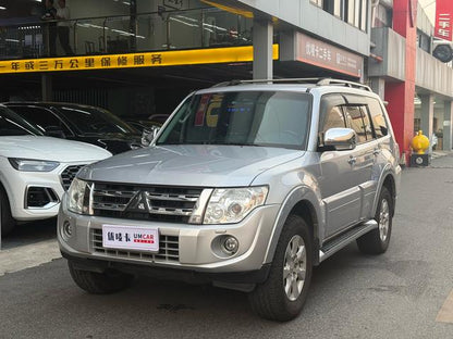 Certificated Used Mitsubishi Pajero (Imported) 2014 Model 3.0L Elite Edition