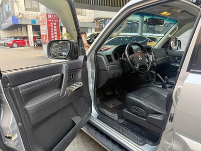 Certificated Used Mitsubishi Pajero (Imported) 2014 Model 3.0L Elite Edition