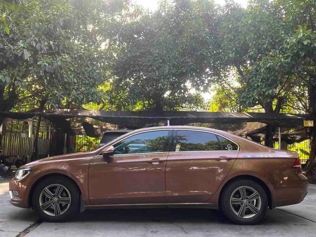 Certificated Used SAIC Volkswagen Lamando 2017 Model 230TSI DSG Stylish Edition