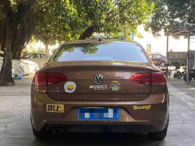 Certificated Used SAIC Volkswagen Lamando 2017 Model 230TSI DSG Stylish Edition