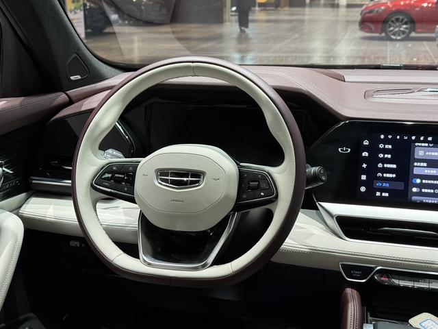 Certificated Used Geely Xingyue L 2021 2.0TD DCT EVO Two-Wheel Drive Zhizun Version