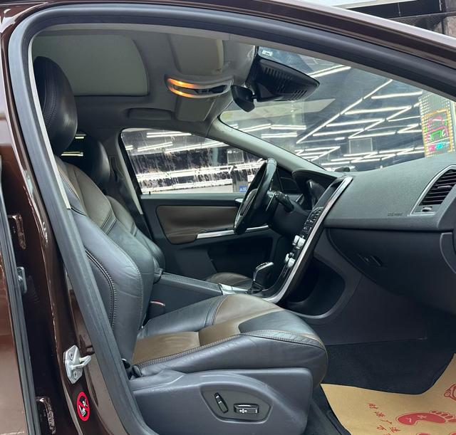 Certificated Used Volvo XC60 2014 Facelift T5 Summum