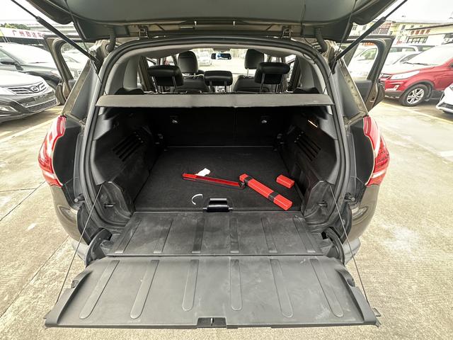 Certificated Used Peugeot 3008 2015 Model 2.0L Automatic Trend Edition