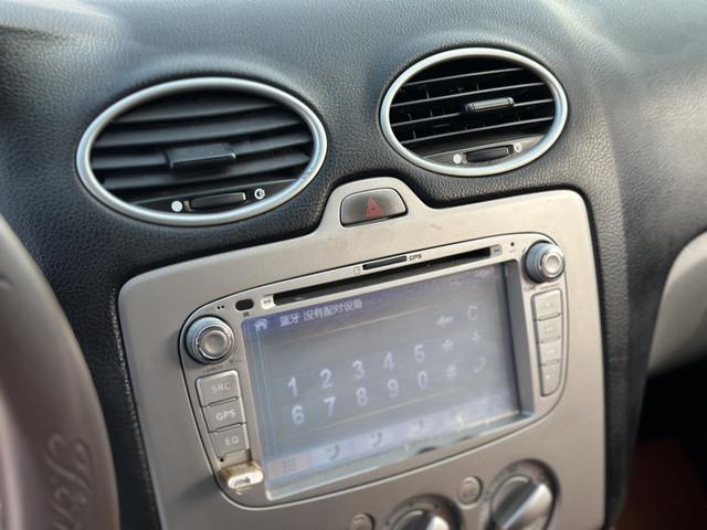 Certificated Used Ford Focus 2013 Model Hatchback Classic 1.8L Automatic Basic