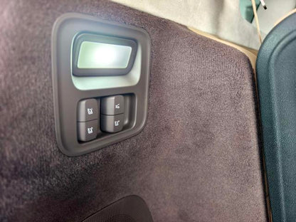 Certificated Pre-Owned Wenjie M8 2025 Extended Range Max Six-Seater Version -u21874263