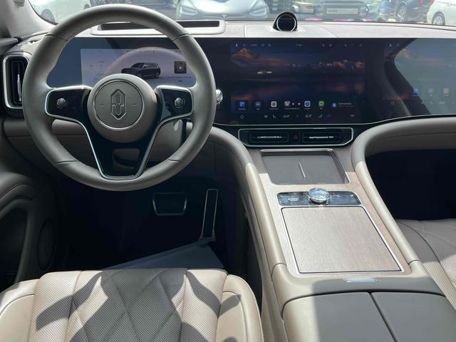 Certificated Pre-Owned Seres Auto Wenjie M9 2024 Extended-Range Ultra Five-Seater Edition -u21683366