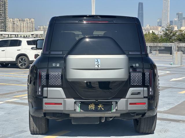 Certificated Pre-Owned Yangwang U8 2023 Luxury Edition -u22079648