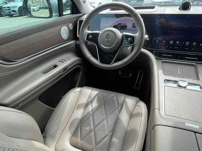 Wenjie M9 2024 d'occasion certifiée, version Ultra cinq places à autonomie étendue -u21982807