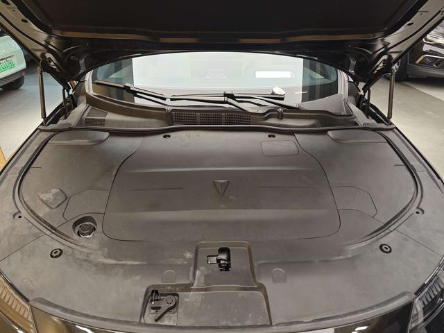 Deepal SL03 2024 200 Max 2e anniversaire Black Gold Knight Edition d'occasion certifiée -u22076073