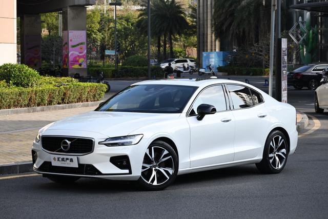 Certificated Pre-Owned Volvo S60 2020 T5 Inscription Sport Edition - u22581700