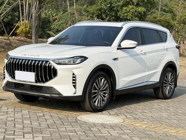 Certificated Pre-Owned Jetour X70 PLUS 2023 1.5T DCT Brave PLUS 5-Seater - u22272874