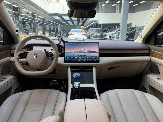 Certificated Pre-Owned Wenjie M7 2024 Max Five-seater Four-wheel Drive Intelligent Driving Version -u22709505