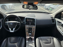 Certificated Used Volvo XC60 2017 T5 Upgraded Intelligent Entry Version - u22071583