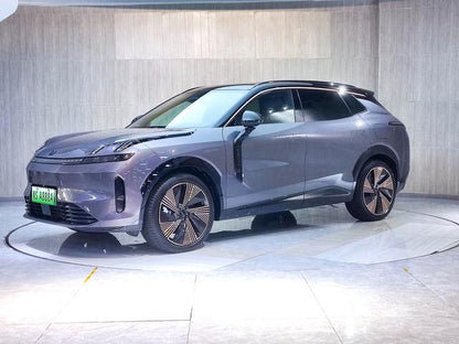 Certificated Pre-Owned Lynk & Co 08 EM-P 2023 Time Limited Edition -u21050167