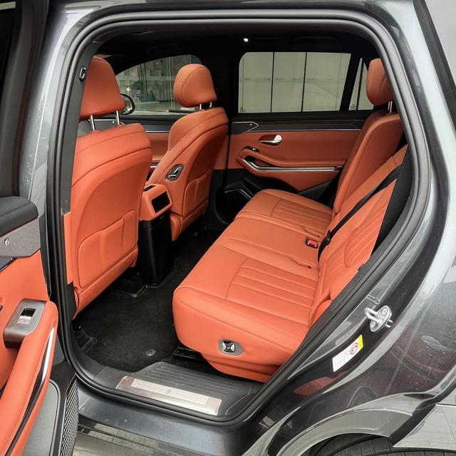 Pre-Owned Tang L EV 2025 Model 600KM 4WD LiDAR Flagship Version