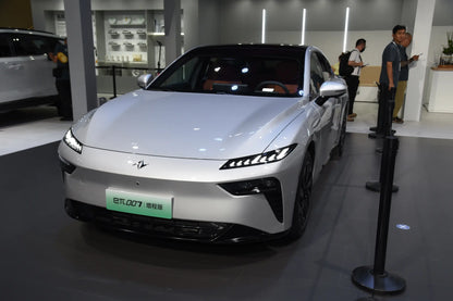 Dongfeng eπ007-Hybride REEV