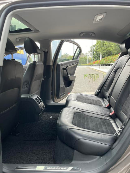 Certificated Pre-Owned FAW-Volkswagen Magotan 2013 2.0TSI Premium Edition - u22691029