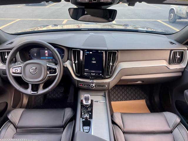 Certificated Pre-Owned Volvo XC60 PHEV 2025 T8 AWD Long Range Inscription Pro Midnight Black Edition -u22640377