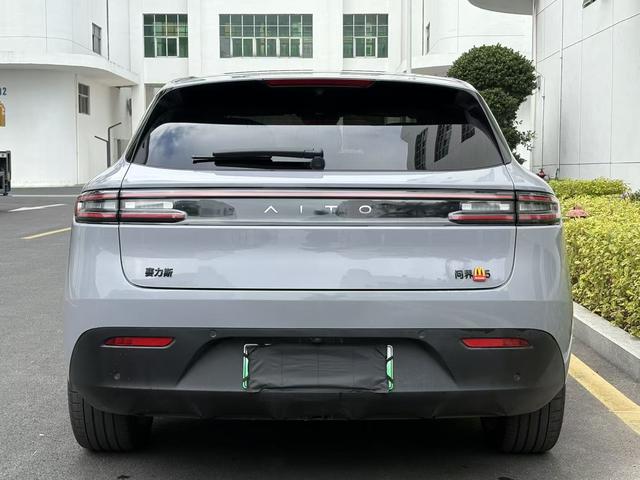 Pre-Owned Wenjie M5 2024 Extended Range Max RS 4WD High-End Intelligent Edition