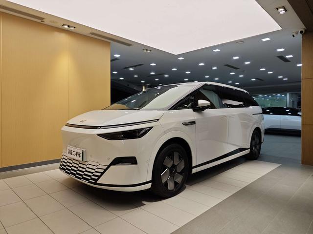 Certificated Pre-Owned XPENG X9 2024 610 Long Range Prou22205073