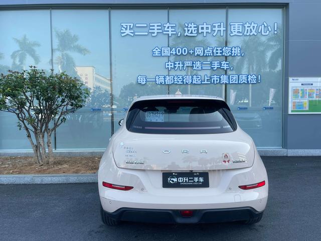 Certificated Pre-Owned Ora Good Cat 2023 Model 401km Standard Range Luxury Version with Lithium Iron Phosphate Battery