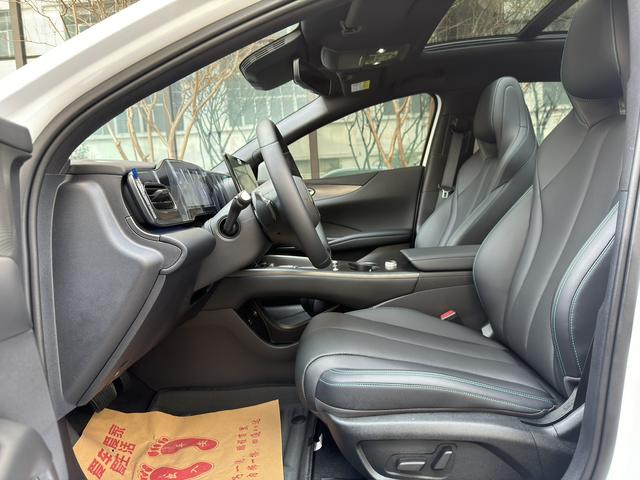 Certificated Pre-Owned BYD Seals 06EV 2025 Flagship Edition 545KM -u22469158