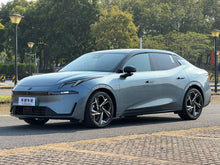 Certificated Pre-Owned Lynk & Co 07 EM-P 2024 126 Long Range Ultra -u22680351